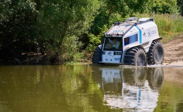 AHEAD vehicle during a demonstration in Nordheim am Main in summer 2024. Photo: DLR