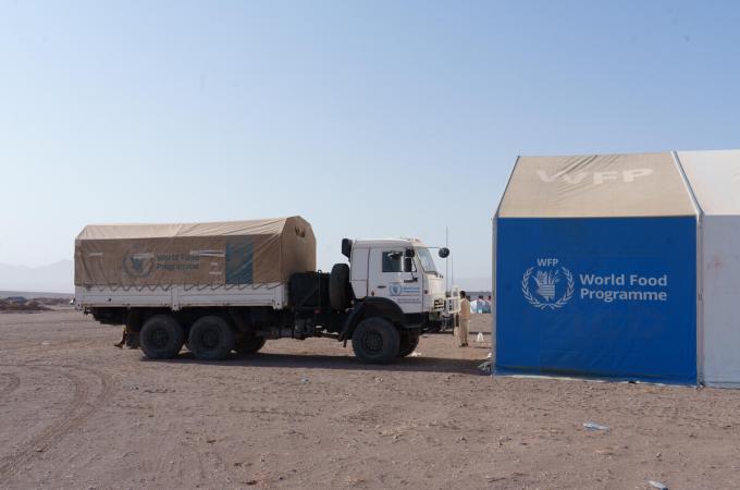 WFP set-up a mobile storage unit in Afghanistan to protect food supplies and other emergency supplies of humanitarian partners. Photo: WFP/Hasib Hazinyar